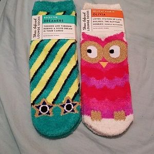 Bath and body works fuzzy socks